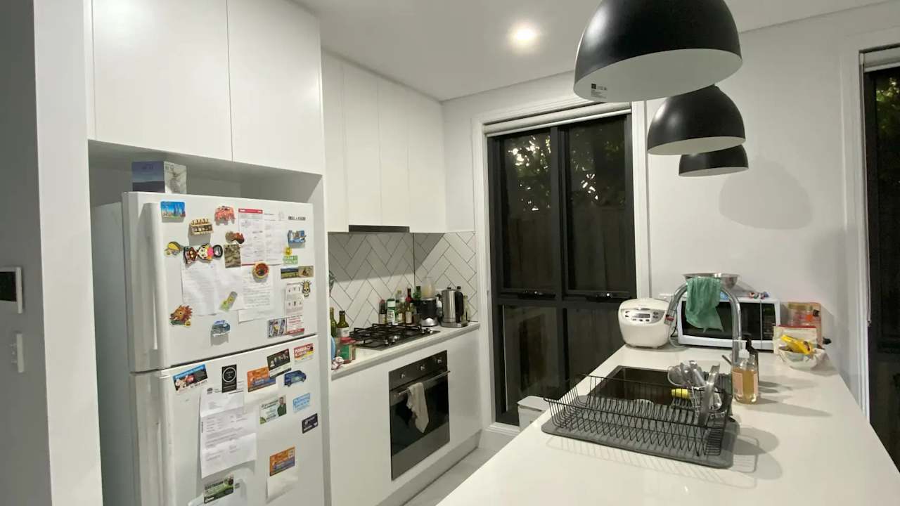 Room in a share house