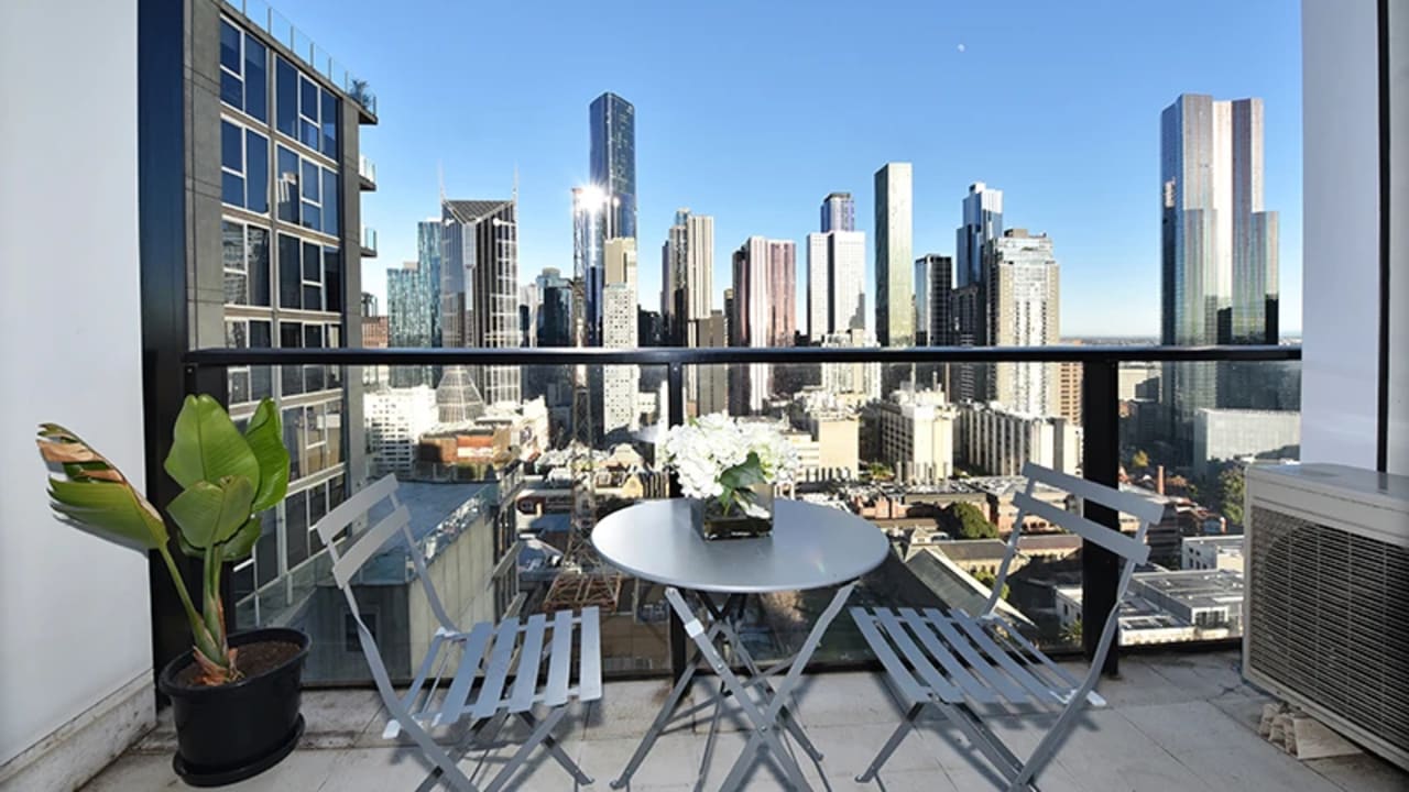 Whole property with 2 rooms for rent
