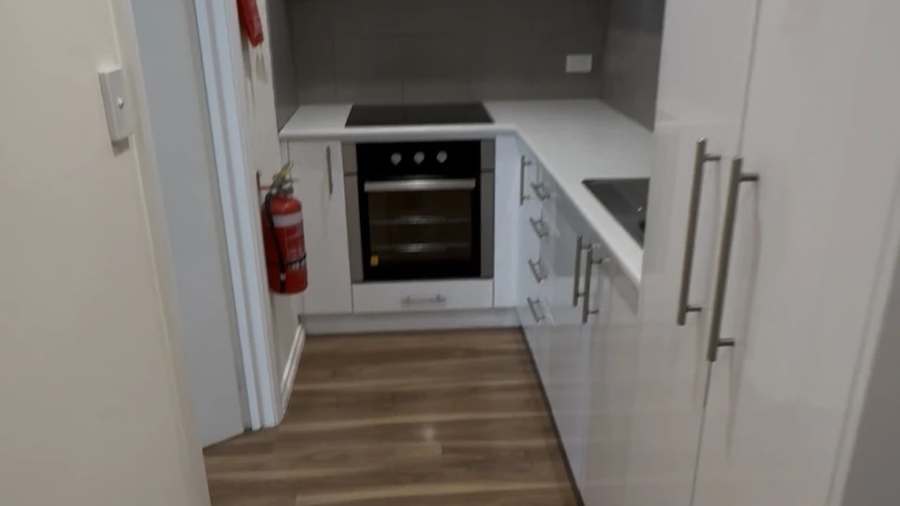 Unfurnished room in a flatshare