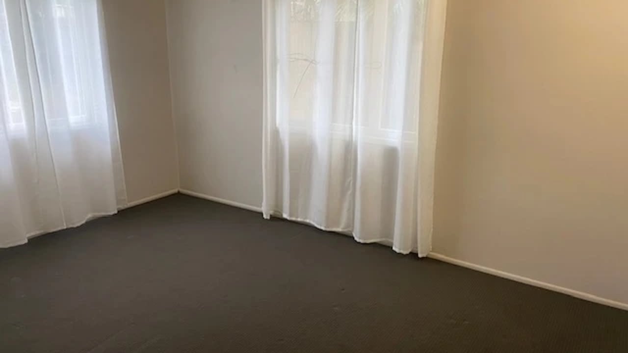 Unfurnished room in a share house