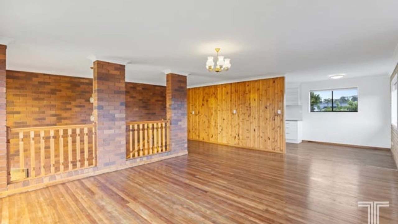 Unfurnished room in a share house