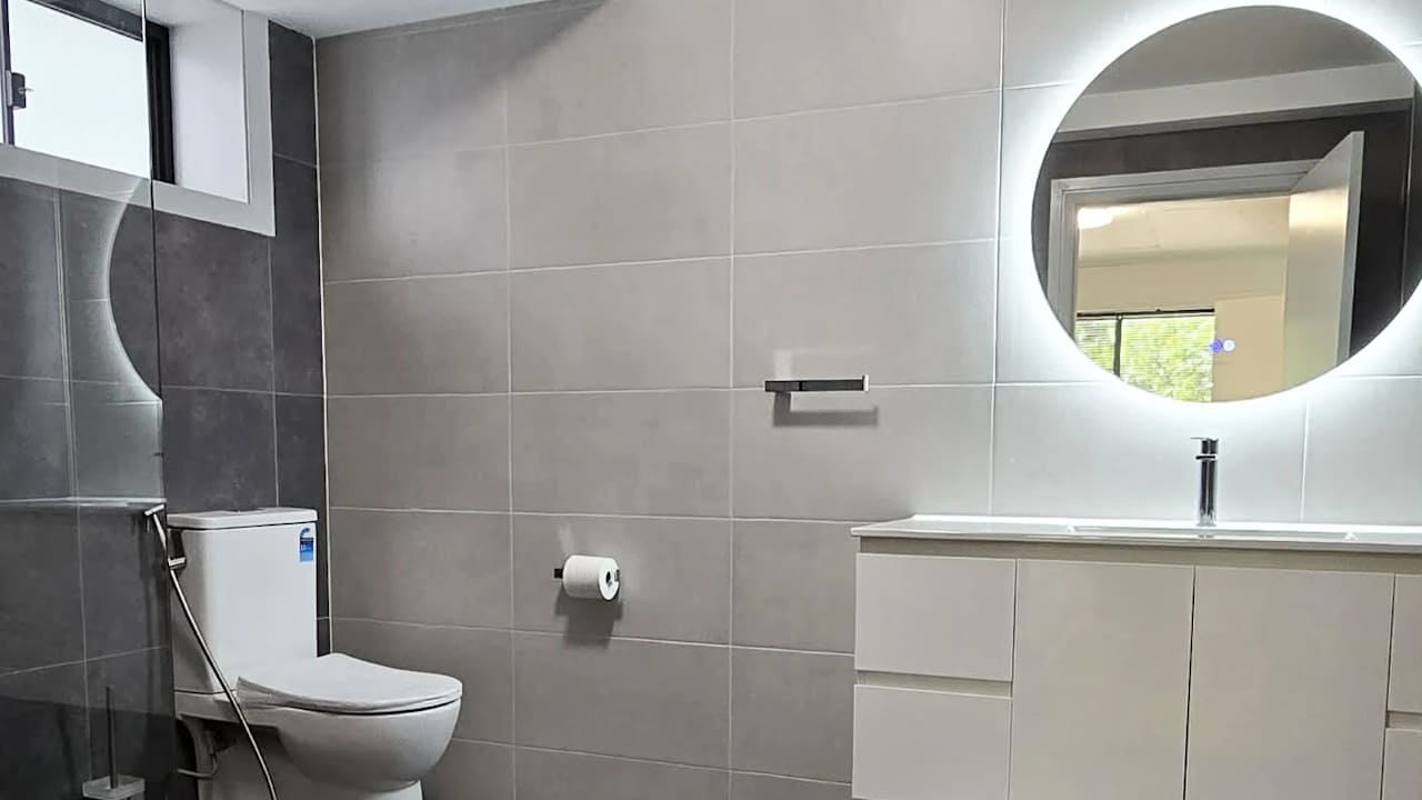 Room with ensuite in a share house