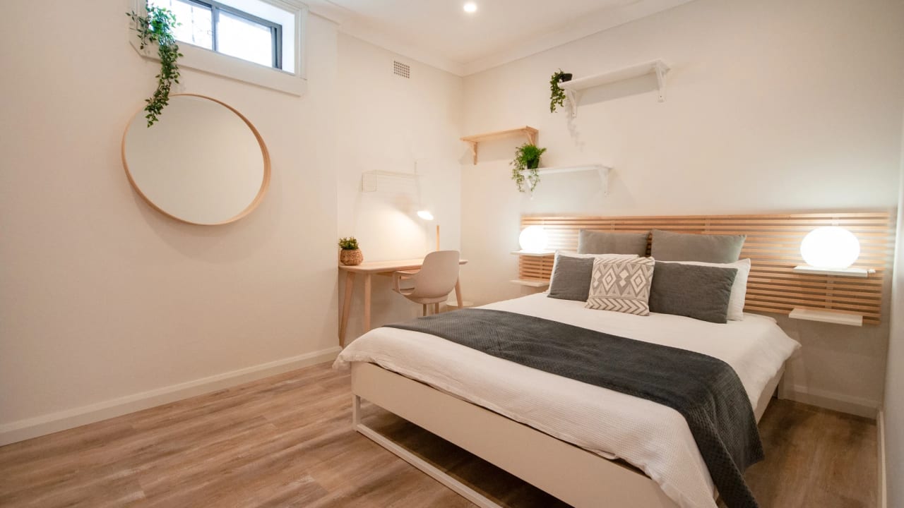 Furnished room in a share house