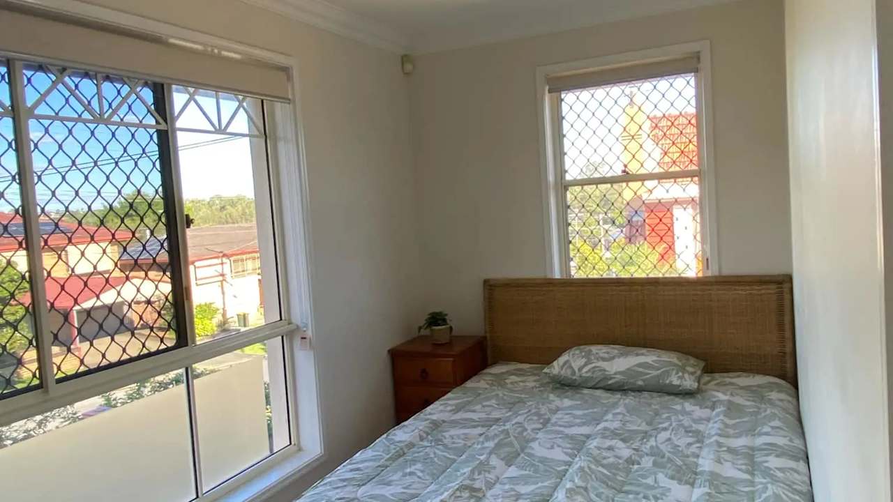 Furnished room in a share house