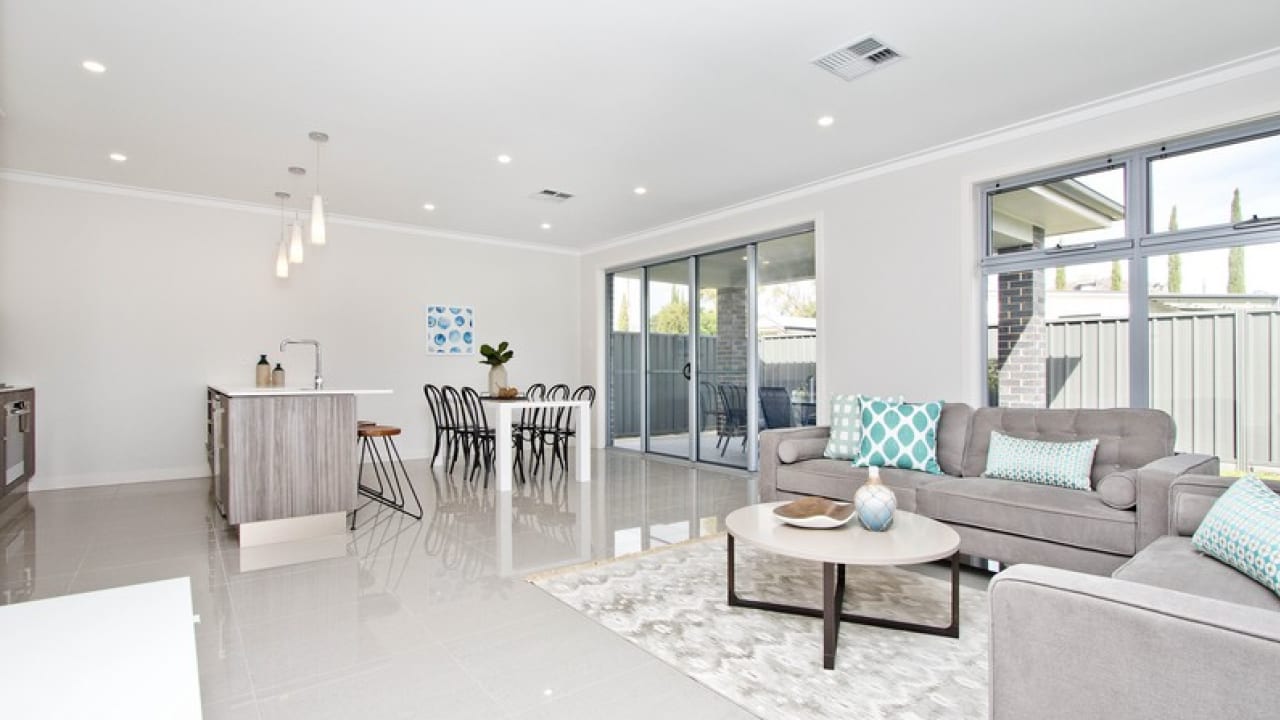 Whole property with 3 rooms for rent