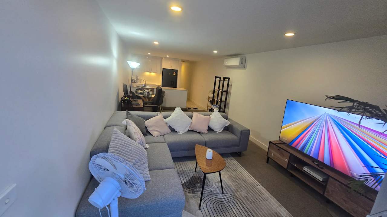 Furnished room in a flatshare