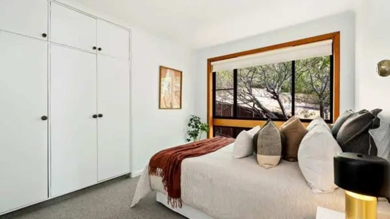 Unfurnished room with own bathroom