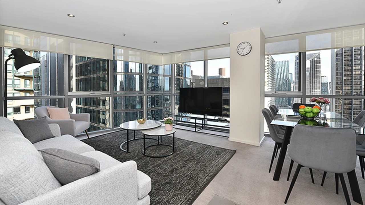 Whole property with 2 rooms for rent