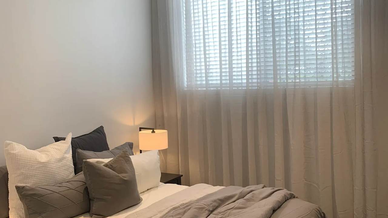 Room in a share house