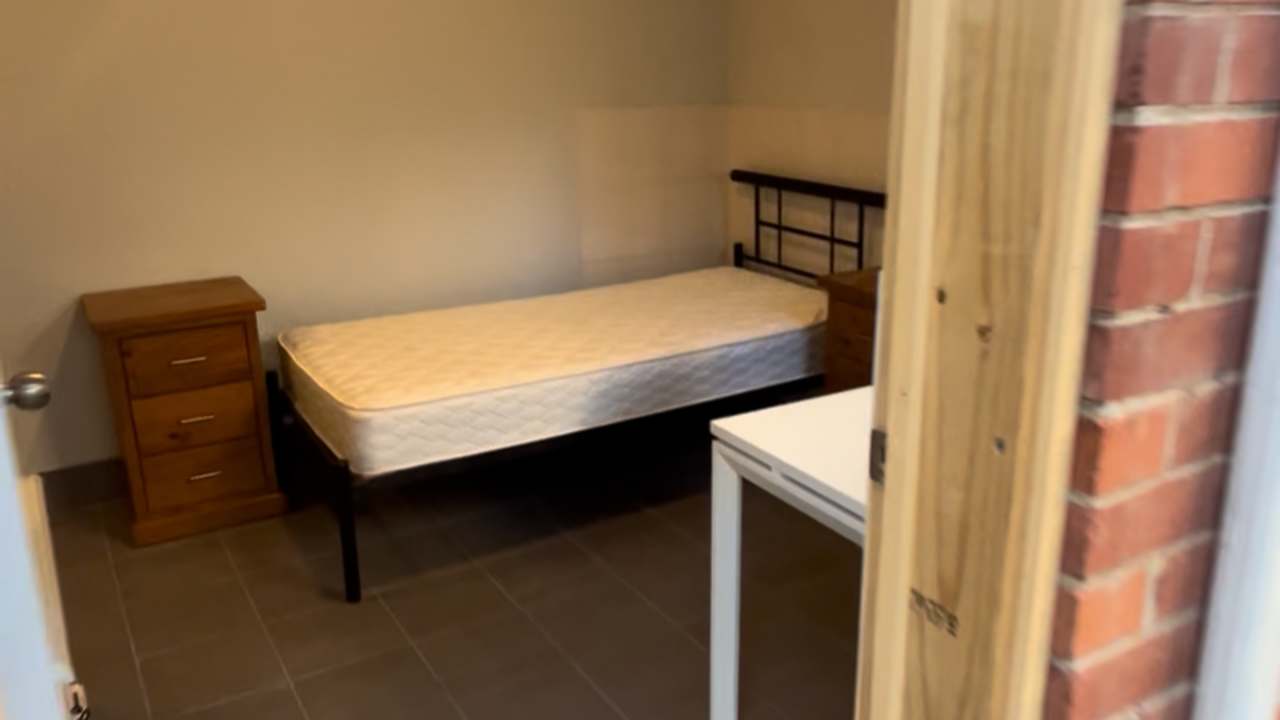 Furnished room in a share house