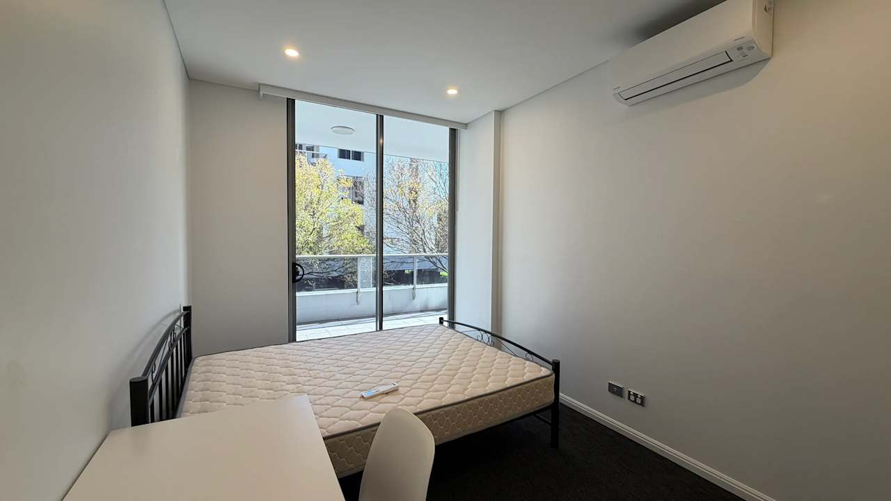 Whole property with 2 rooms for rent
