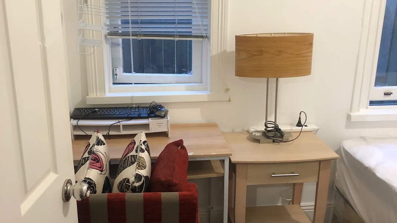 Furnished room in a share house