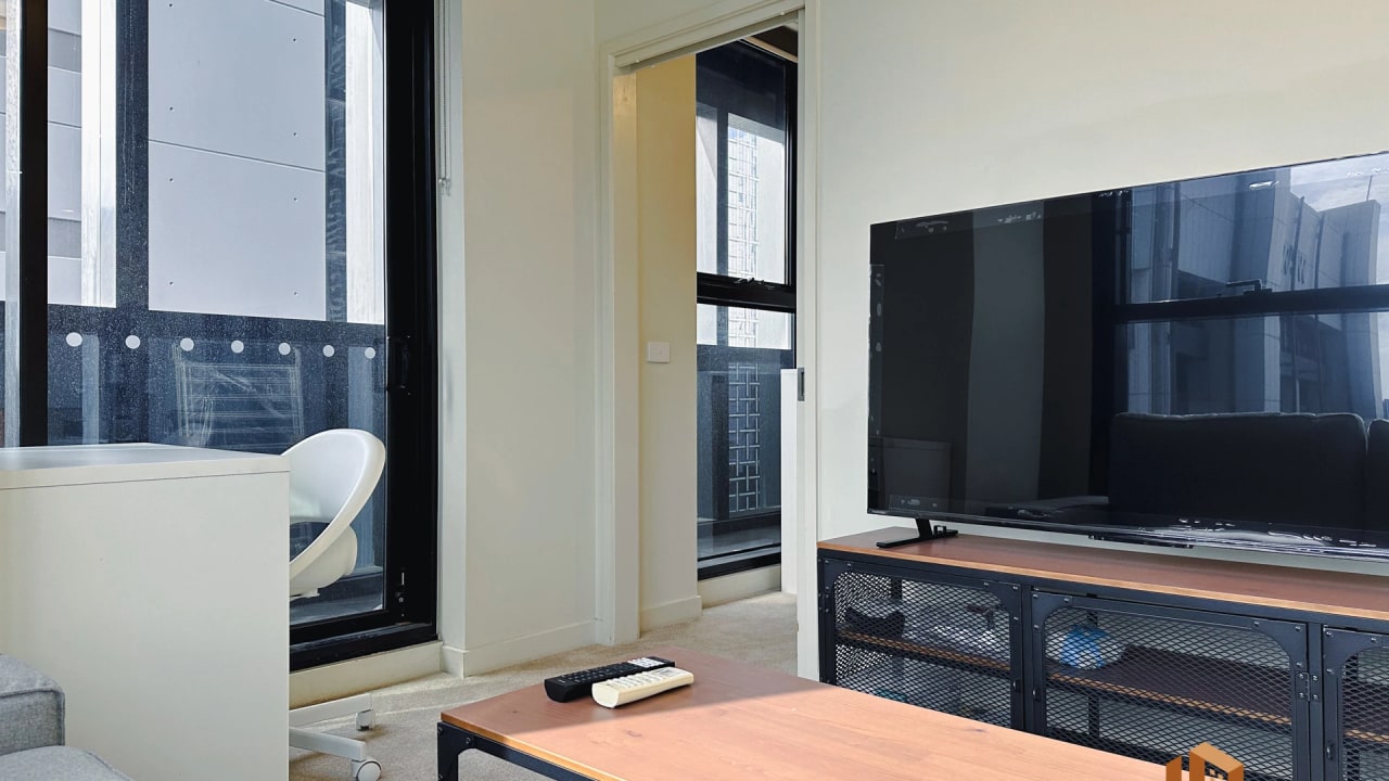 Furnished room with own bathroom