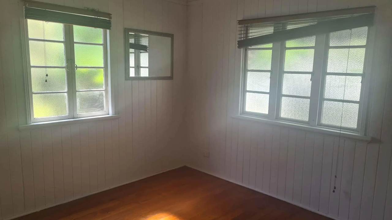 Room with ensuite in a share house
