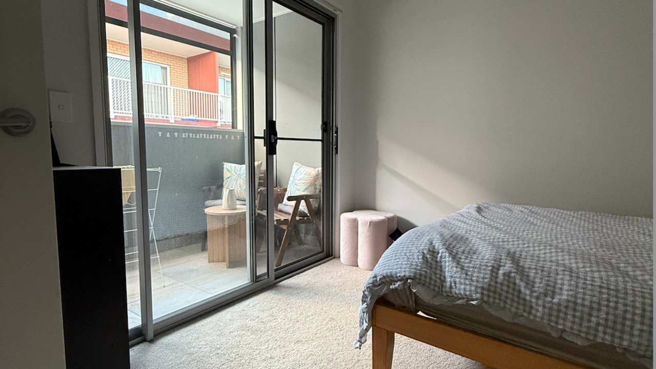 Unfurnished room in a share house