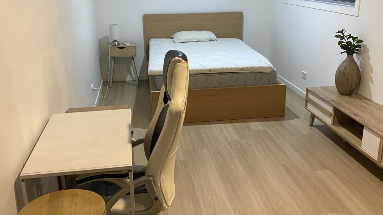 Furnished room in a share house