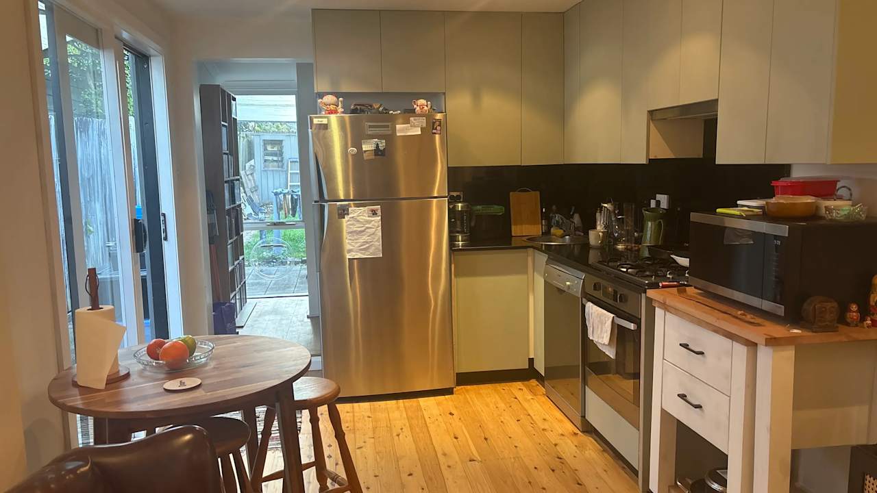 Unfurnished room in a share house
