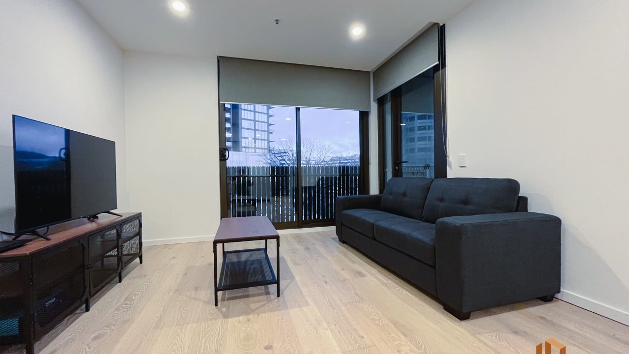 Furnished room with ensuite in a flatshare