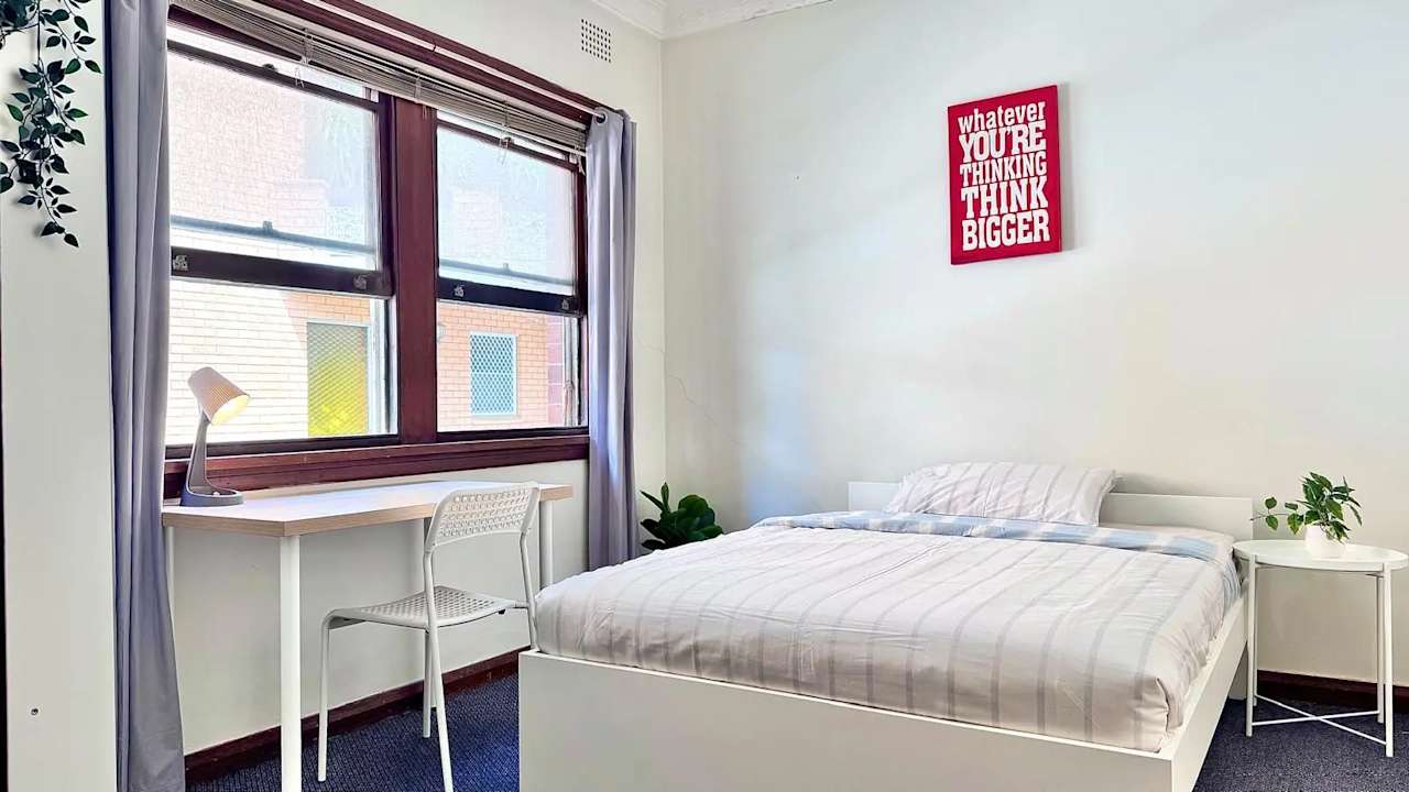 Furnished room in a share house