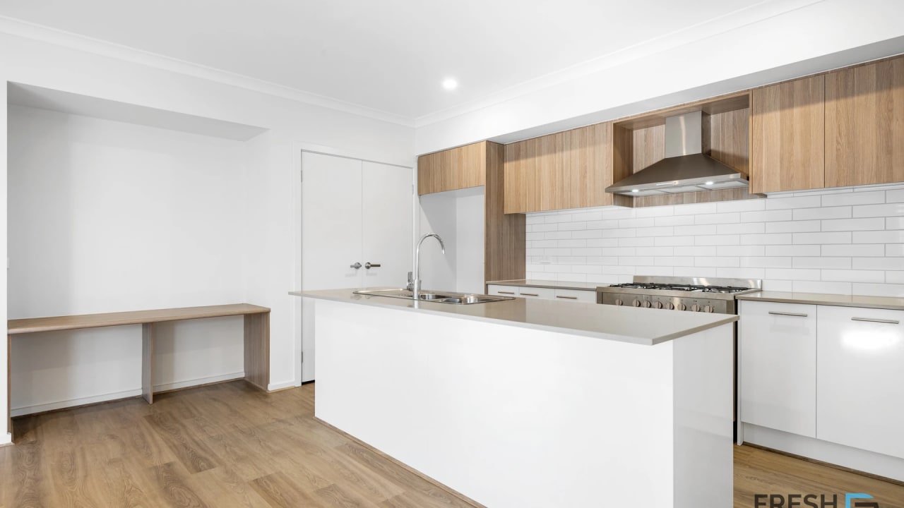 Whole property with 4 rooms for rent
