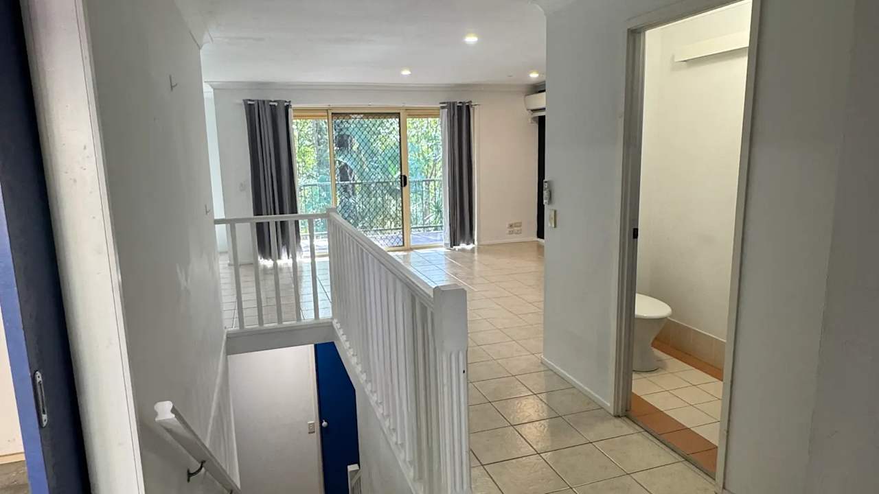Whole property with 3 rooms for rent