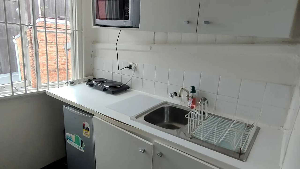 Furnished room in a flatshare