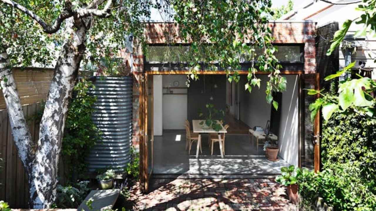 Unfurnished room in a share house