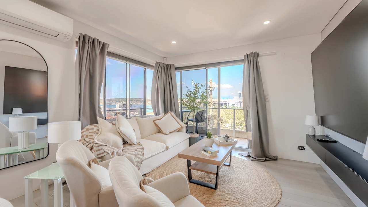 Whole property with 2 rooms for rent