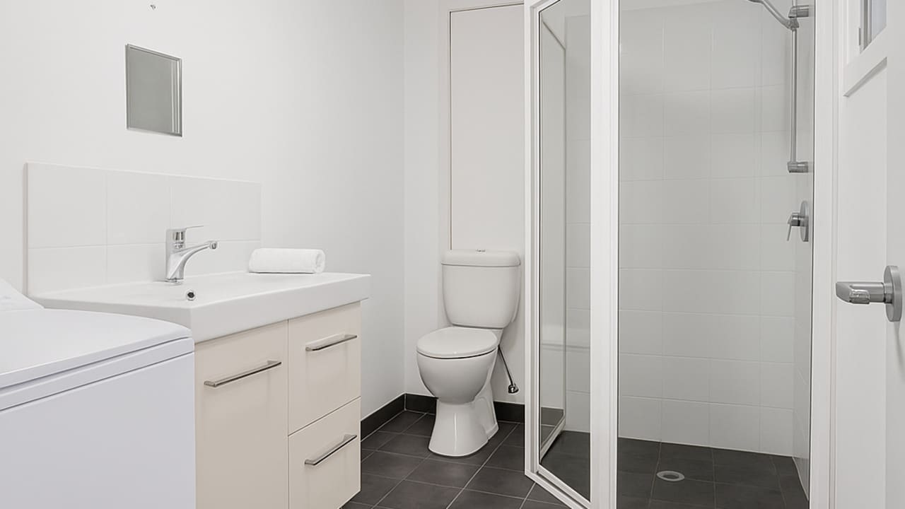 Furnished room granny flat for rent