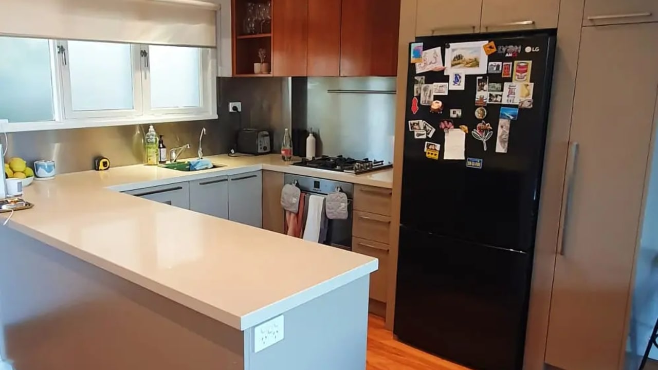 Unfurnished room in a flatshare