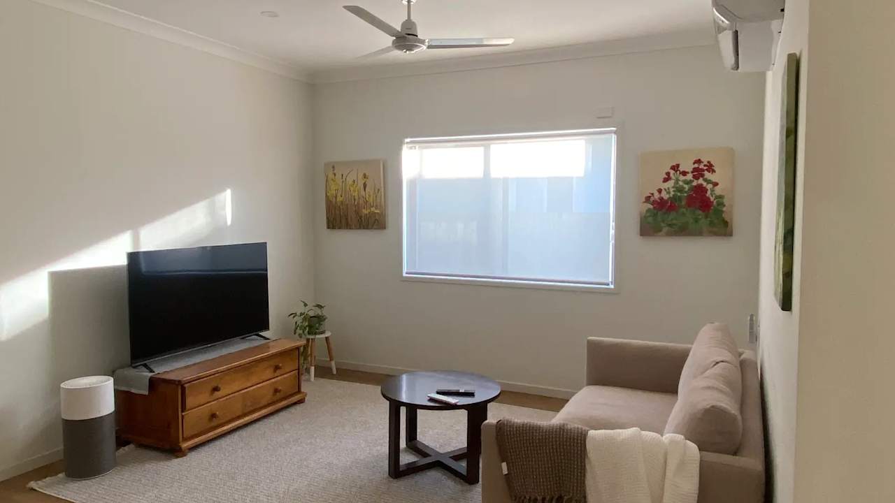 Unfurnished room in a share house