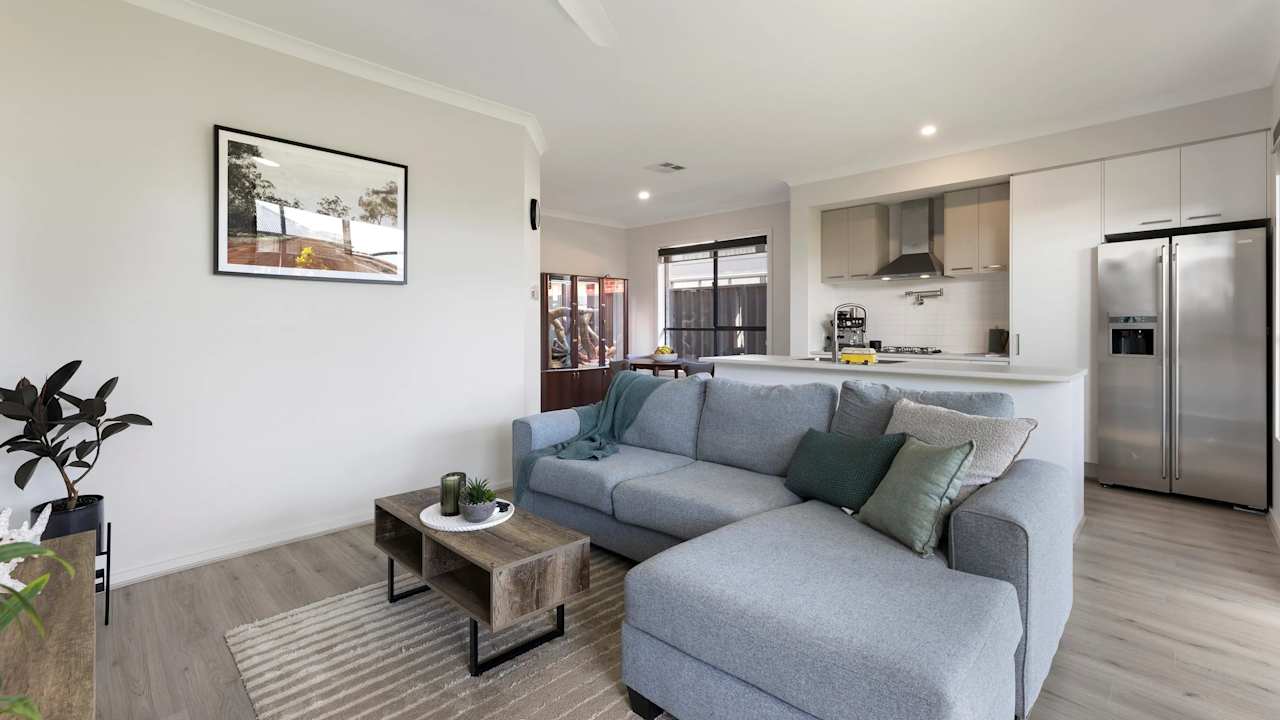 Whole property with 3 rooms for rent