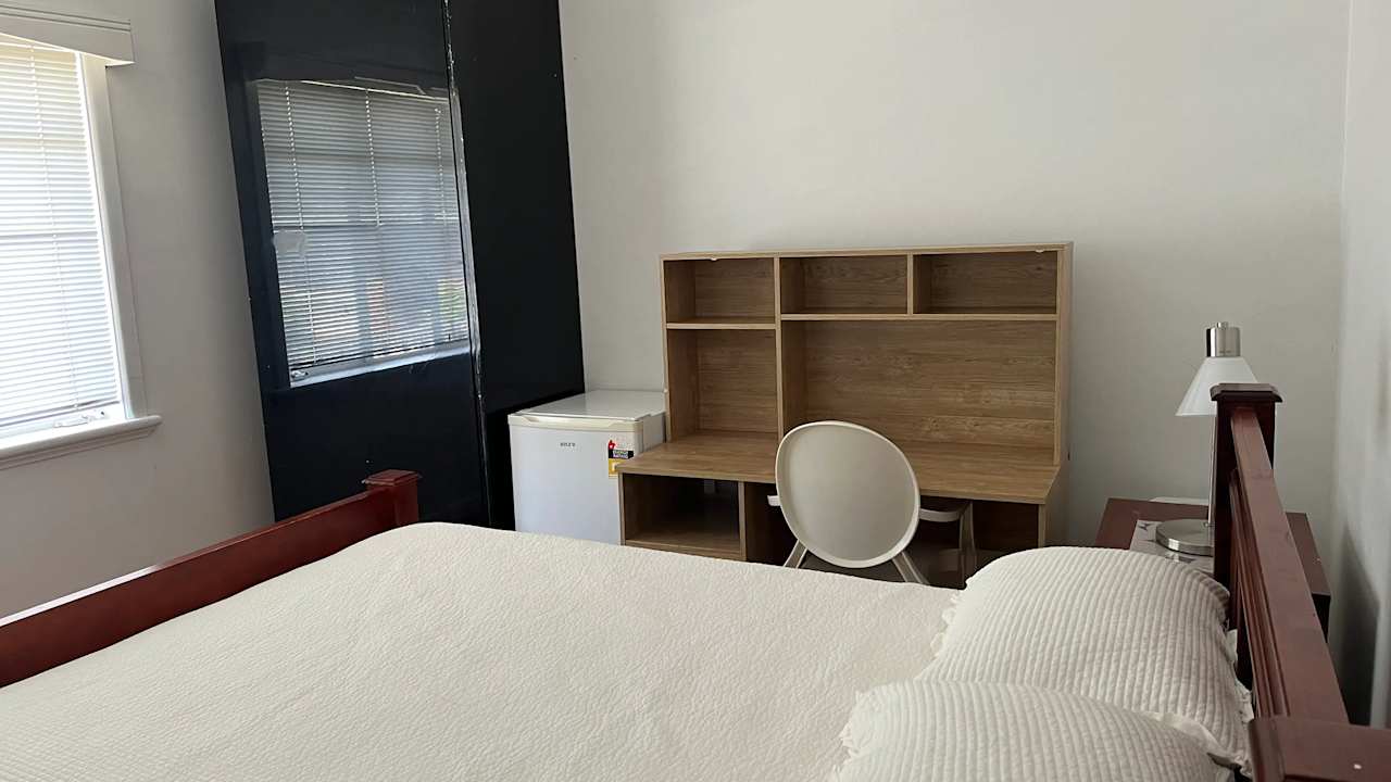 Furnished room with own bathroom