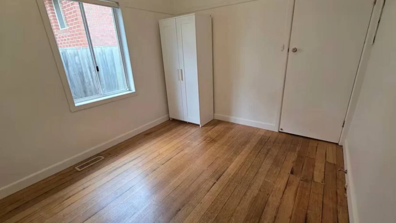 Unfurnished room in a share house