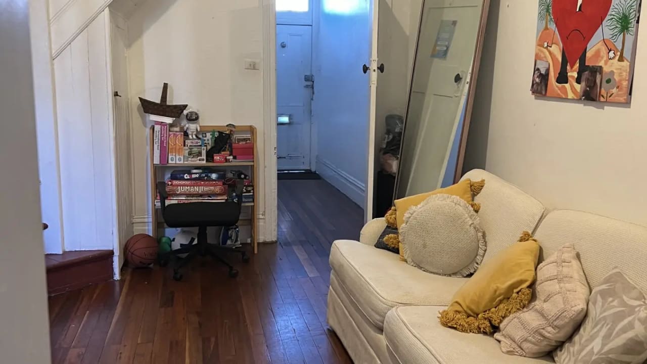 Whole property with 4 rooms for rent