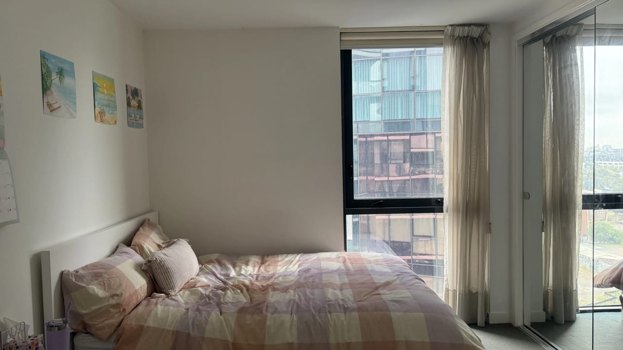 Unfurnished room with own bathroom