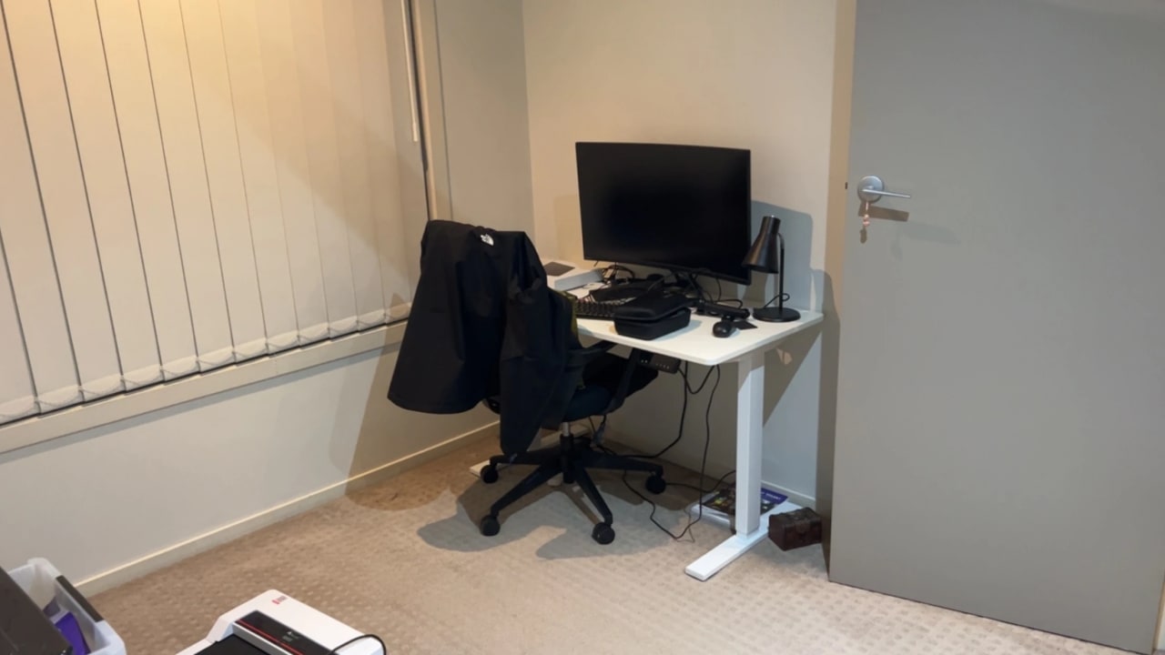 Unfurnished room with own bathroom