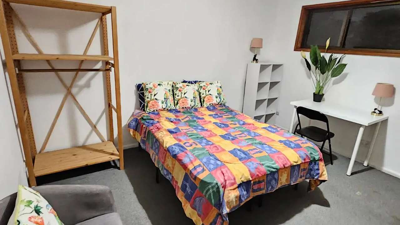 Furnished room with own bathroom