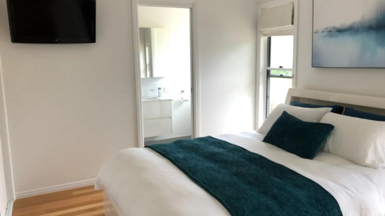 Furnished room with ensuite in a share house