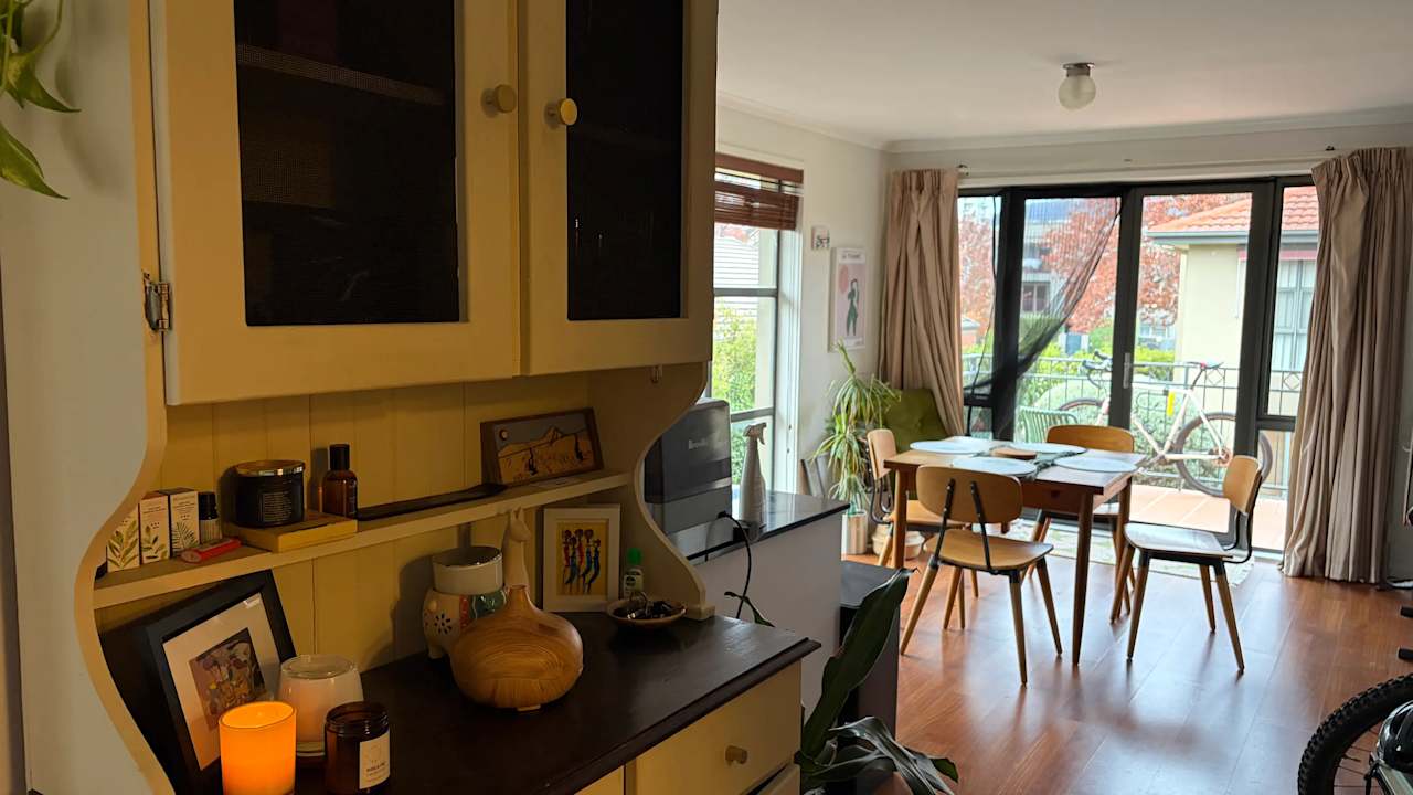 Whole property with 2 rooms for rent