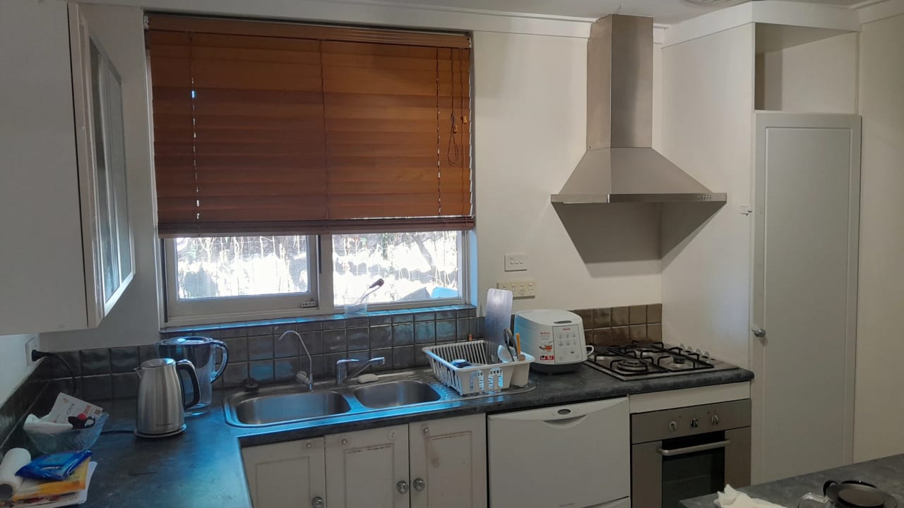 Whole property with 3 rooms for rent
