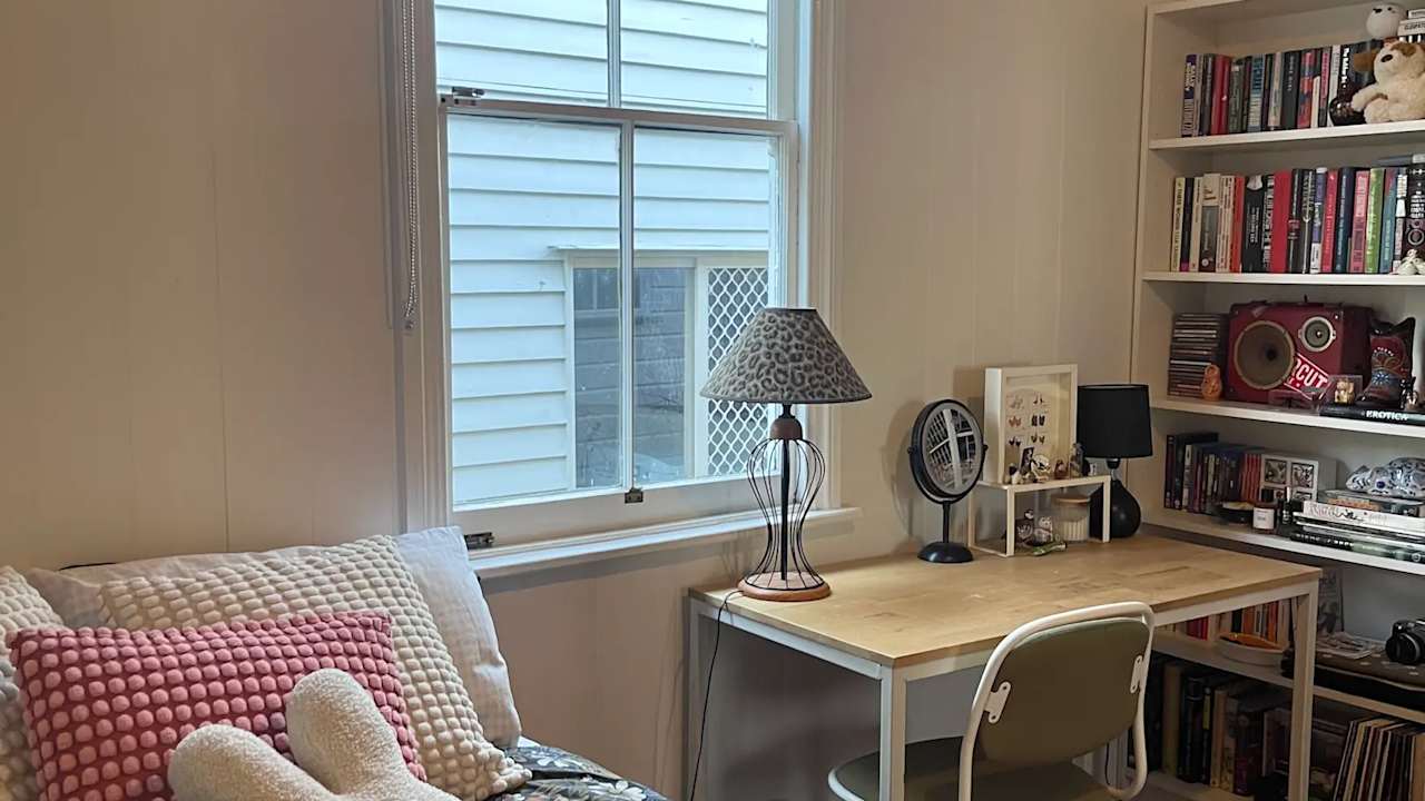 Unfurnished room in a share house