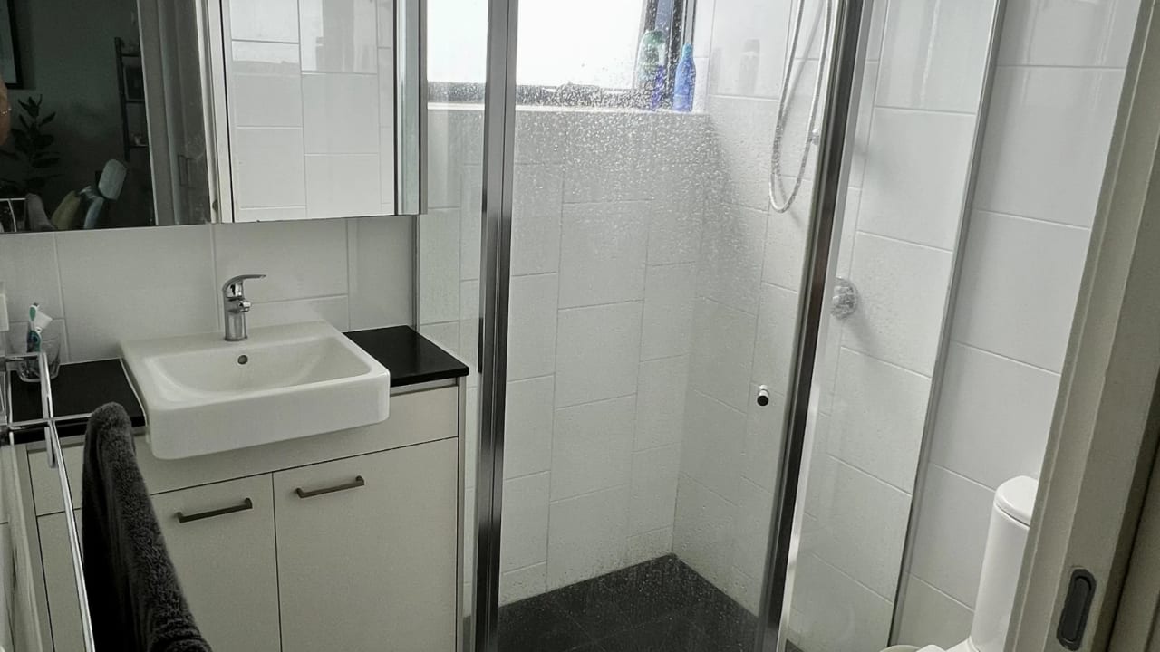 Furnished room with own bathroom