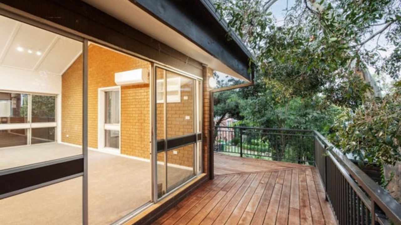 Room in a share house