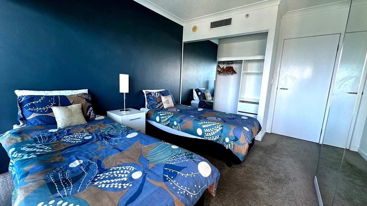Furnished room in a flatshare