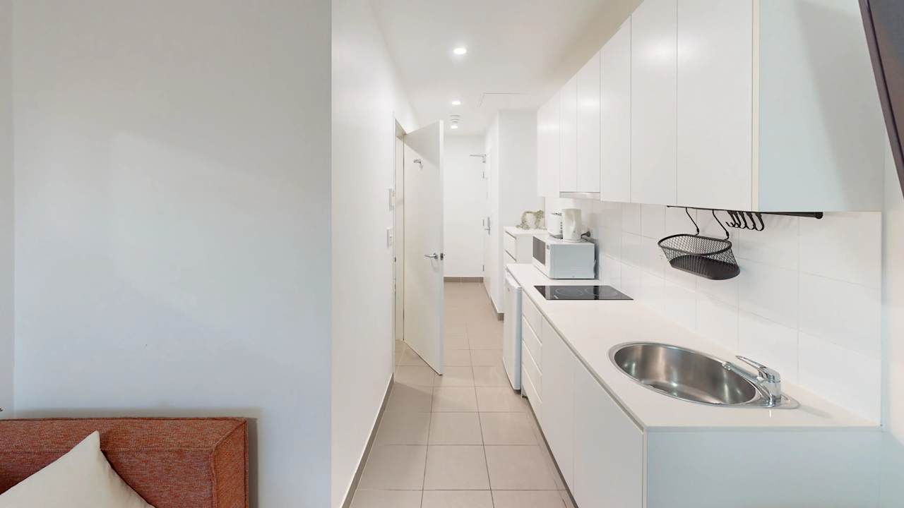 Furnished room studio flat for rent