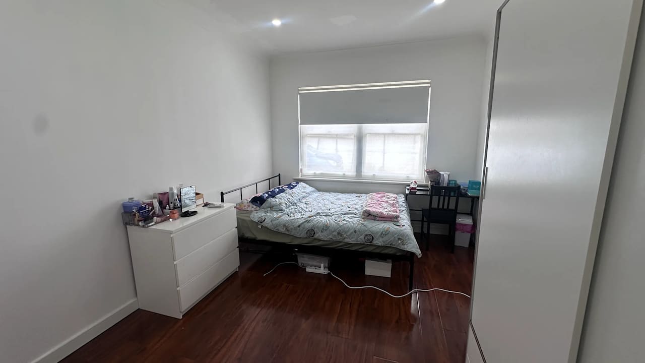 Furnished room with own bathroom
