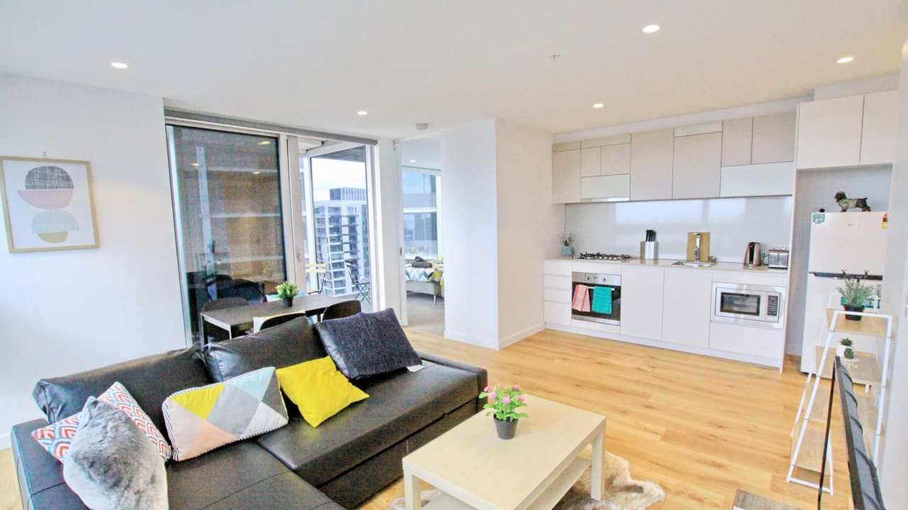 Whole property with 2 rooms for rent