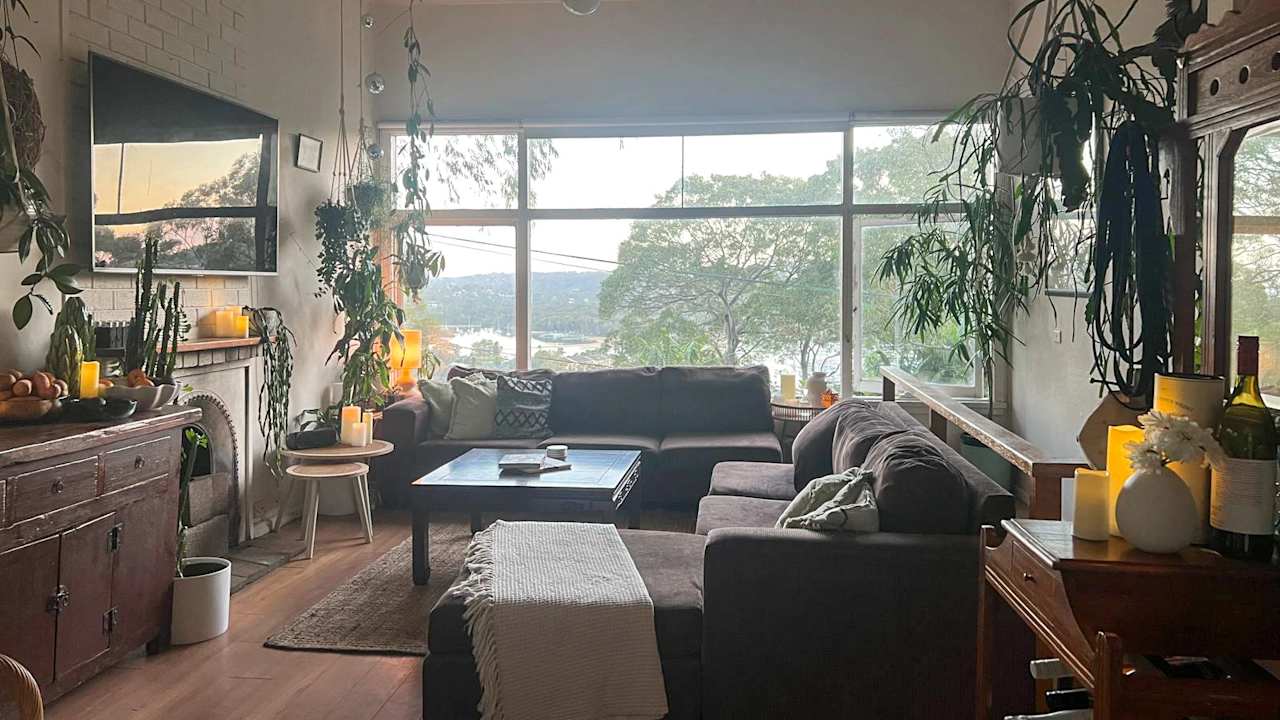 Room in a share house