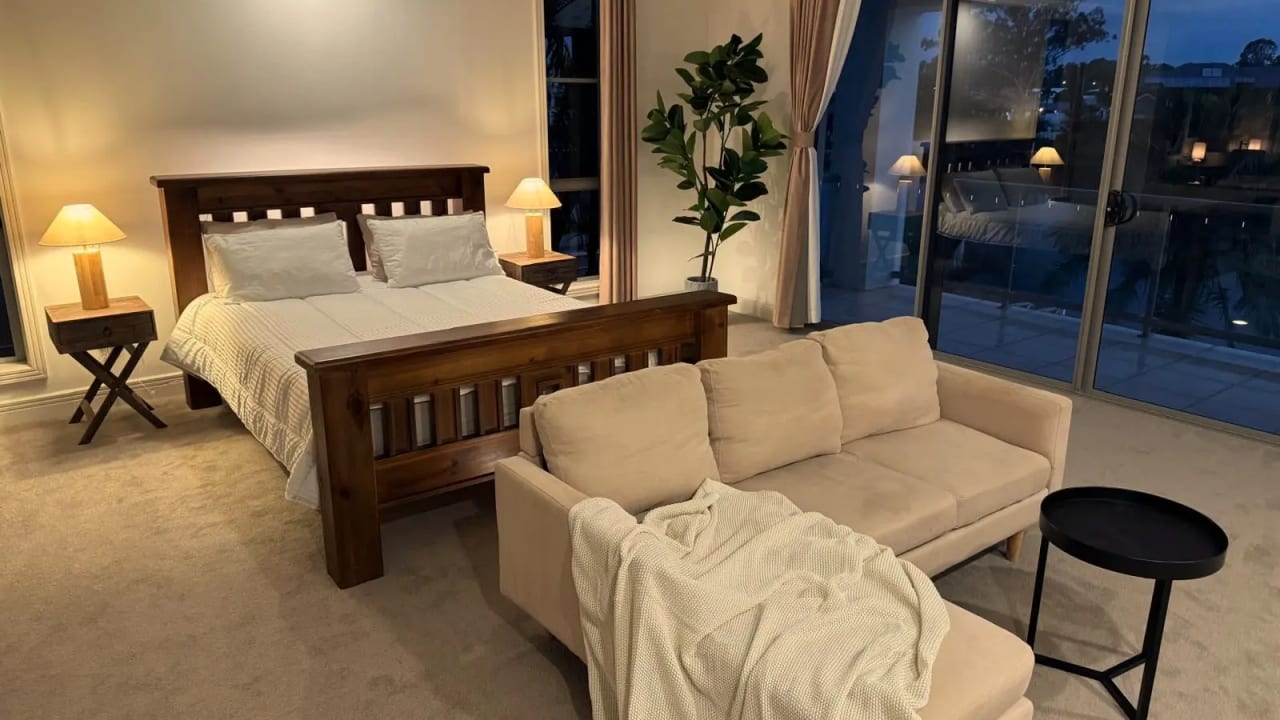 Furnished room with ensuite in a share house